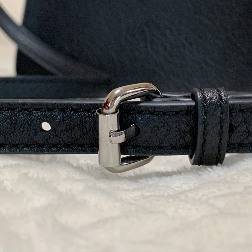 Calvin Klein Sonoma Bubble Lamb Novelty Messenger Crossbody - Picture 13 of 13